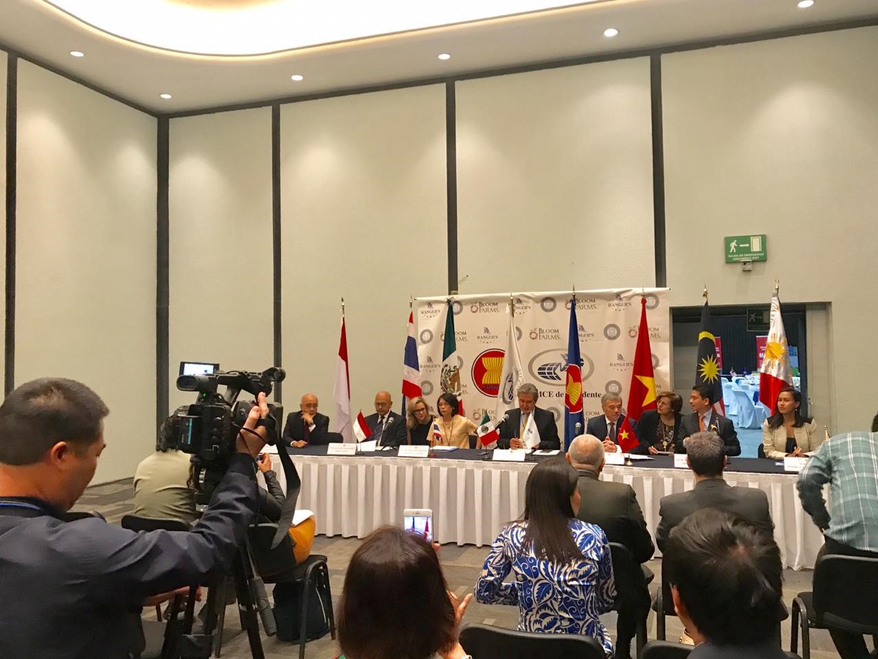 Mexico.PE.Business Forum2