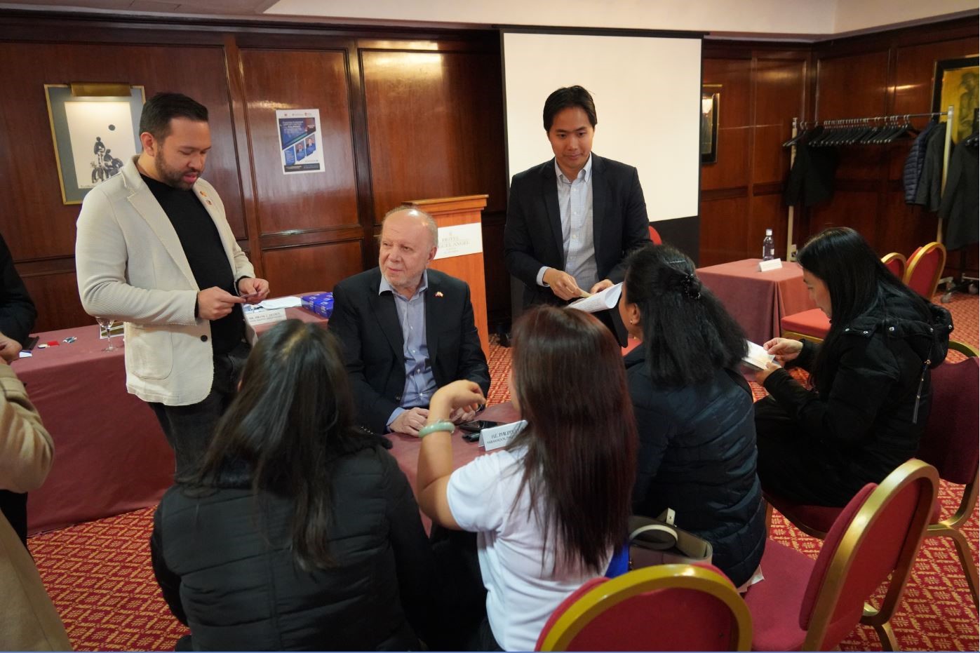 Madrid.Entrepreneurship Seminar.Philippe J. Lhuillier.jpg