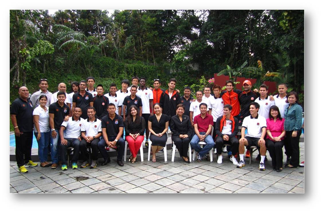 Singapore Pinoy football team2