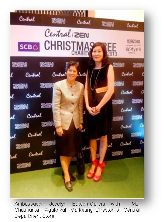 Bangkok Christmas tree charity award