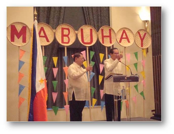 Madrid independence day reception with Sen Angara3