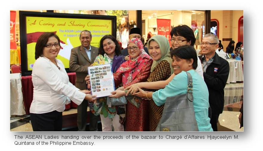 Muscat ASEAN Charity Bazaar2