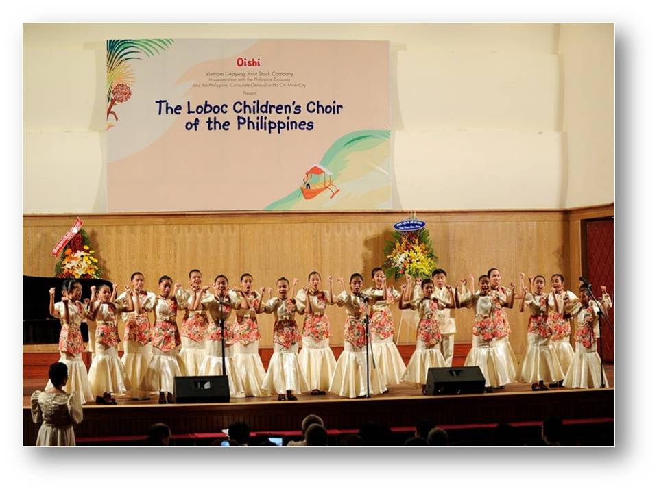 Hanoi Loboc Choir1