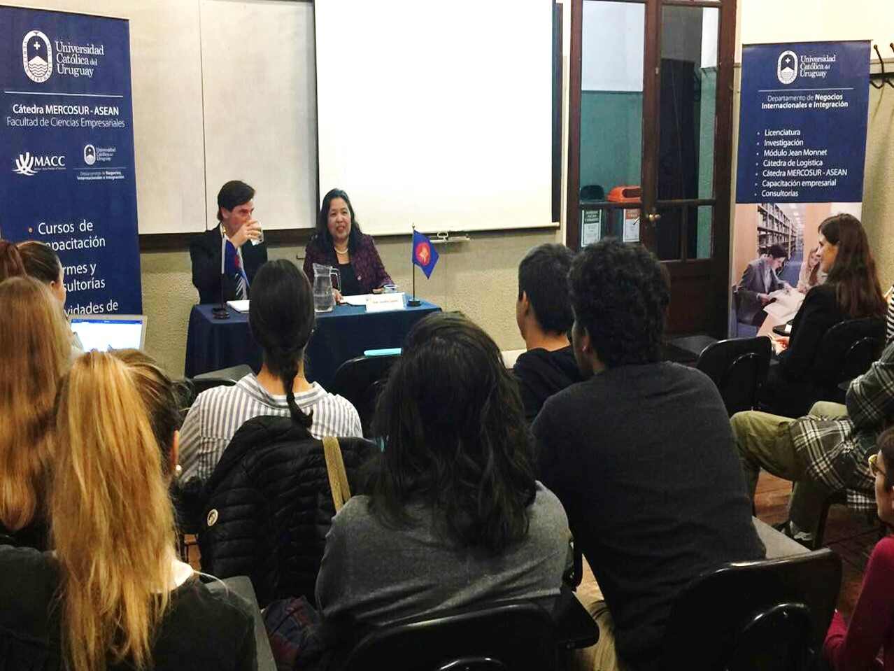 Buenos Aires Talk in Montevideo