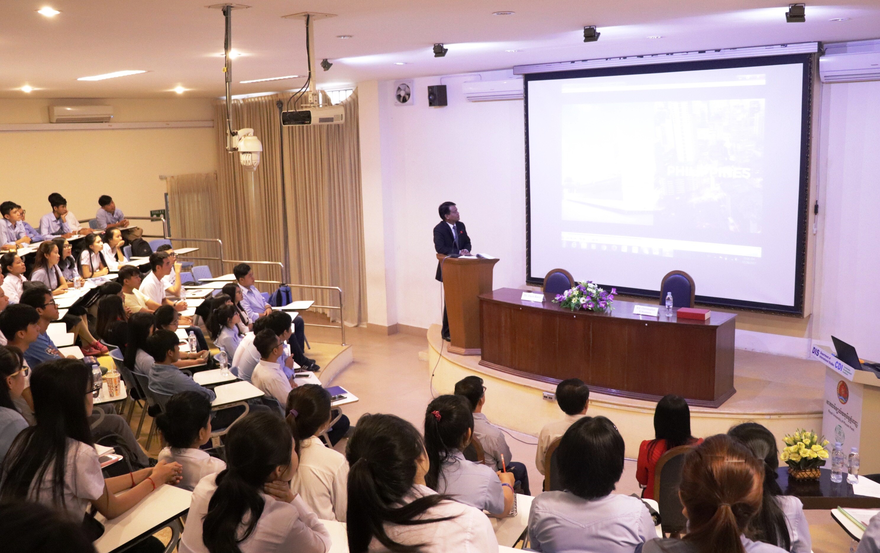 Phnom Penh PHL Amb Gives Lecture on PH ASEAN Chairmanship