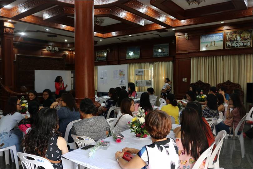 VIENTIANE WOMEN 1