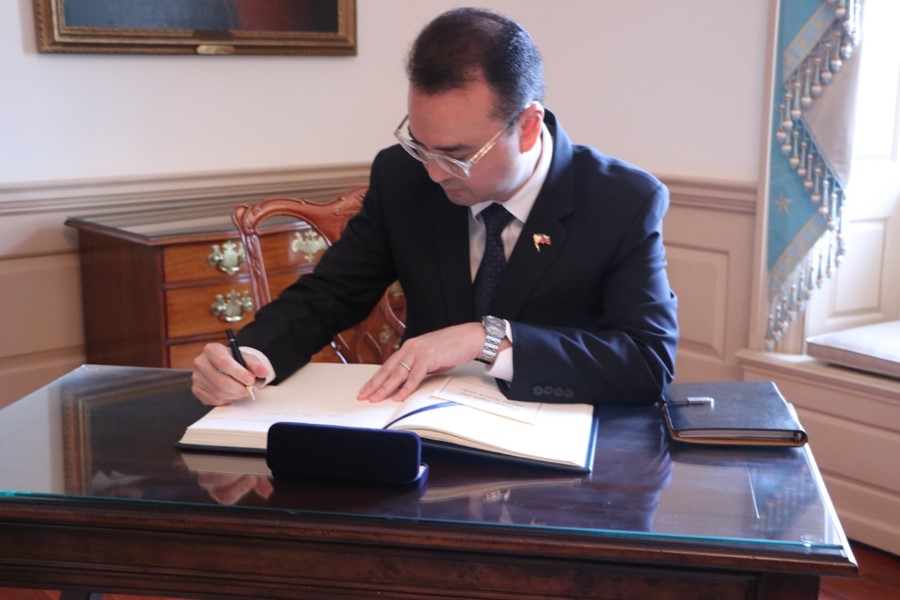 Washington Cayetano Pompeo 2