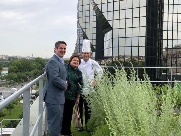 pARIS cORDON bLEU 2