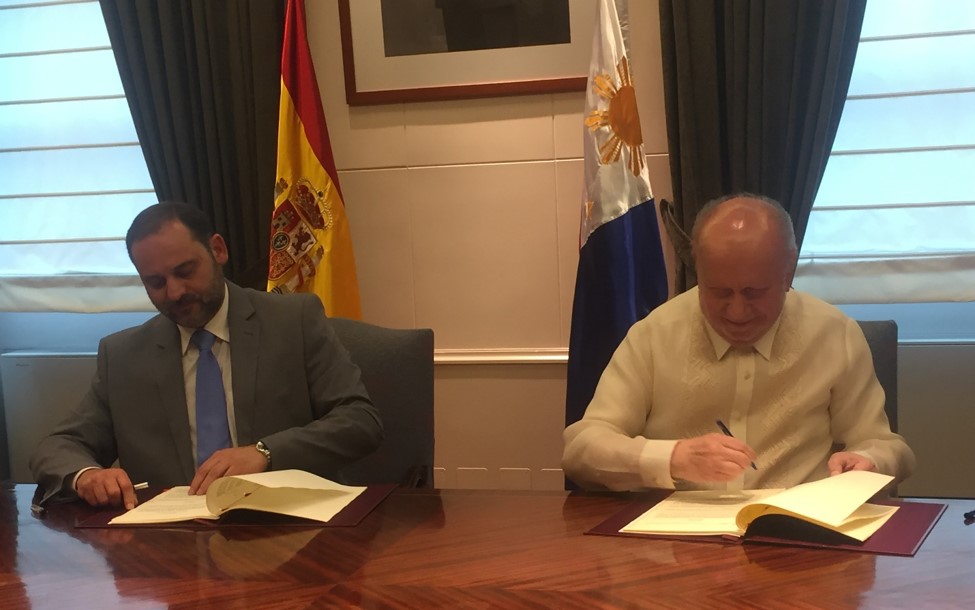 Madrid sign 2