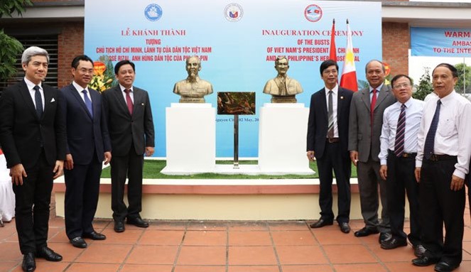 hanoi Monument