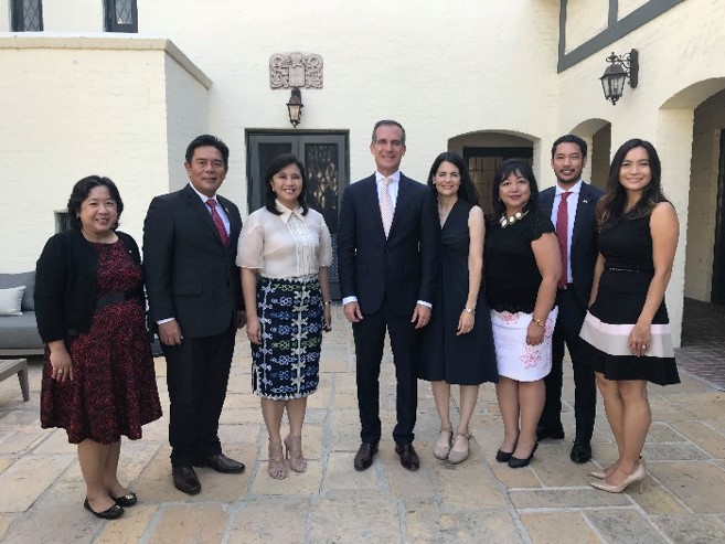 Los Angeles VP Leni 1