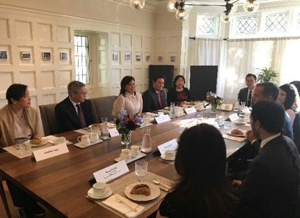 Los Angeles VP Leni 2