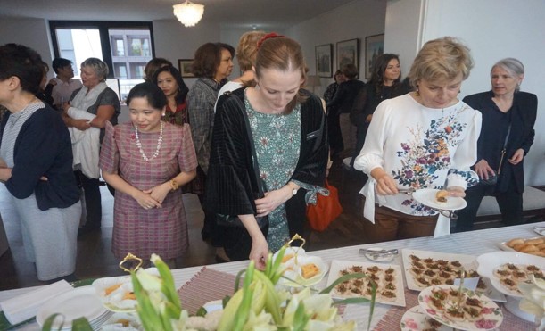 Berlin PE PH Ambassador Hosts 04