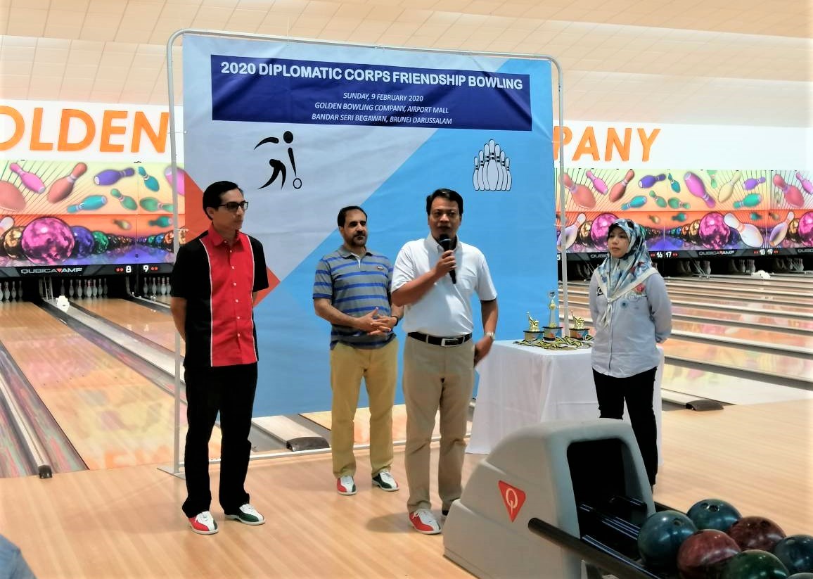 BruneiBowling2
