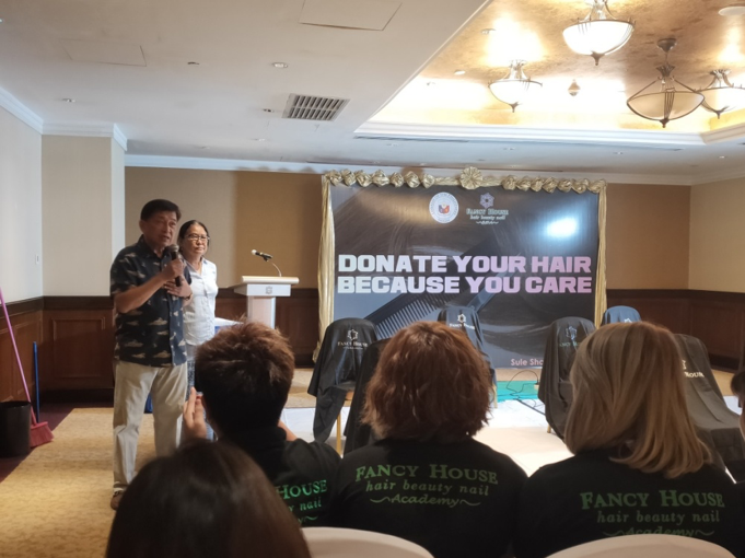 Myanmar Women Donate Hair 1