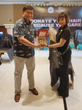 Myanmar Women Donate Hair 2