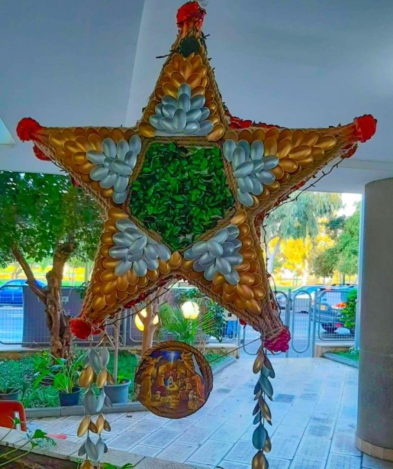 IsraelTreeLighting2