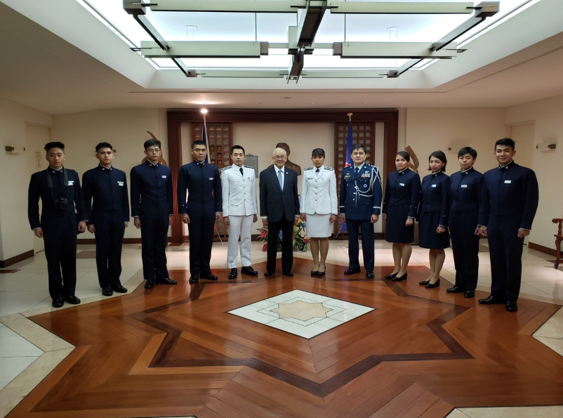 Japan Administers Oath 2