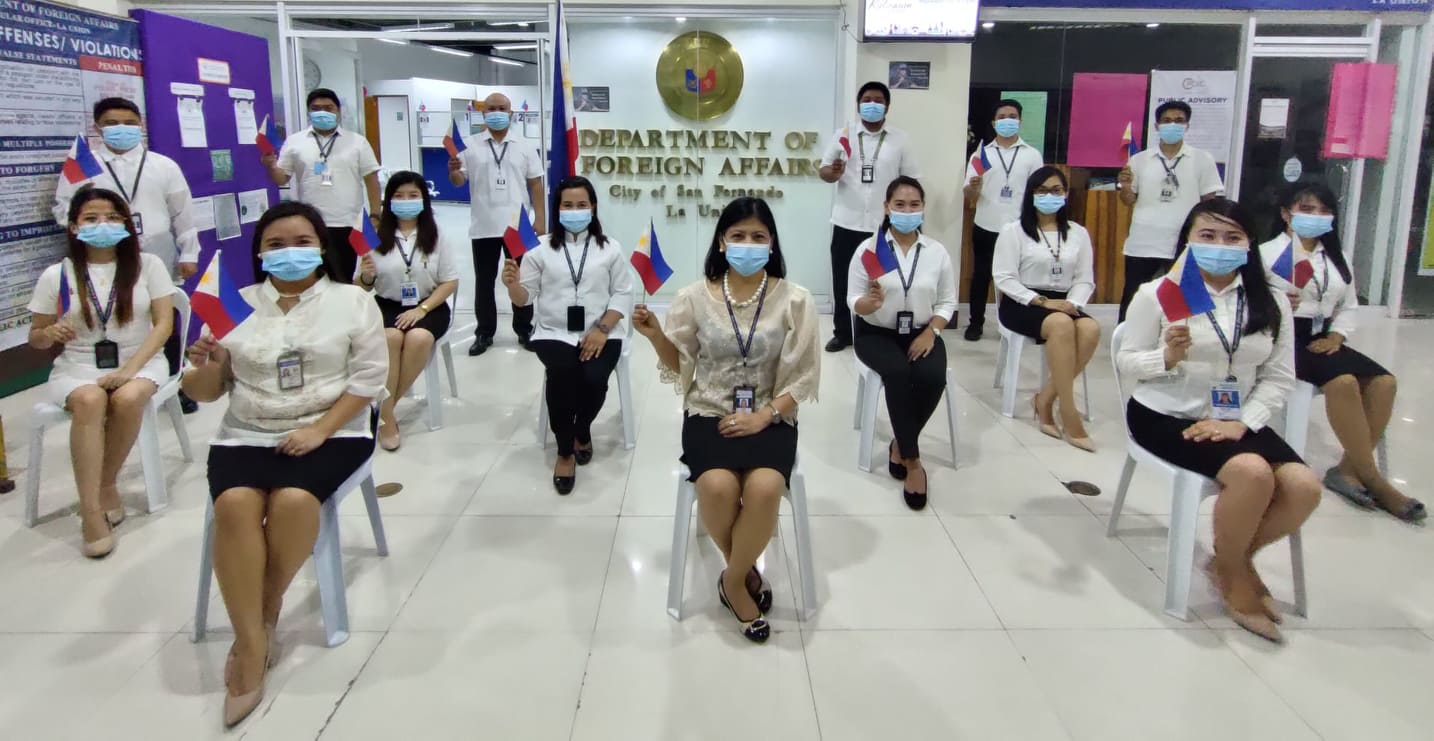 CO LA UNION AT OFFICE ENTRANCE