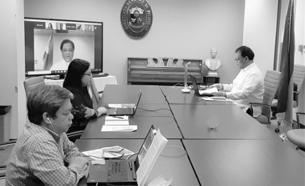 Consular Services SSS and Pag ibig Services bw 1