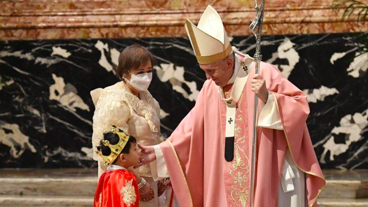 Pope Francis Celebrates 500 Years 4