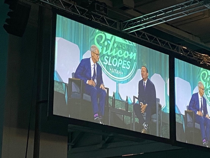 Tim Cook and Utah Senator Mike Lee