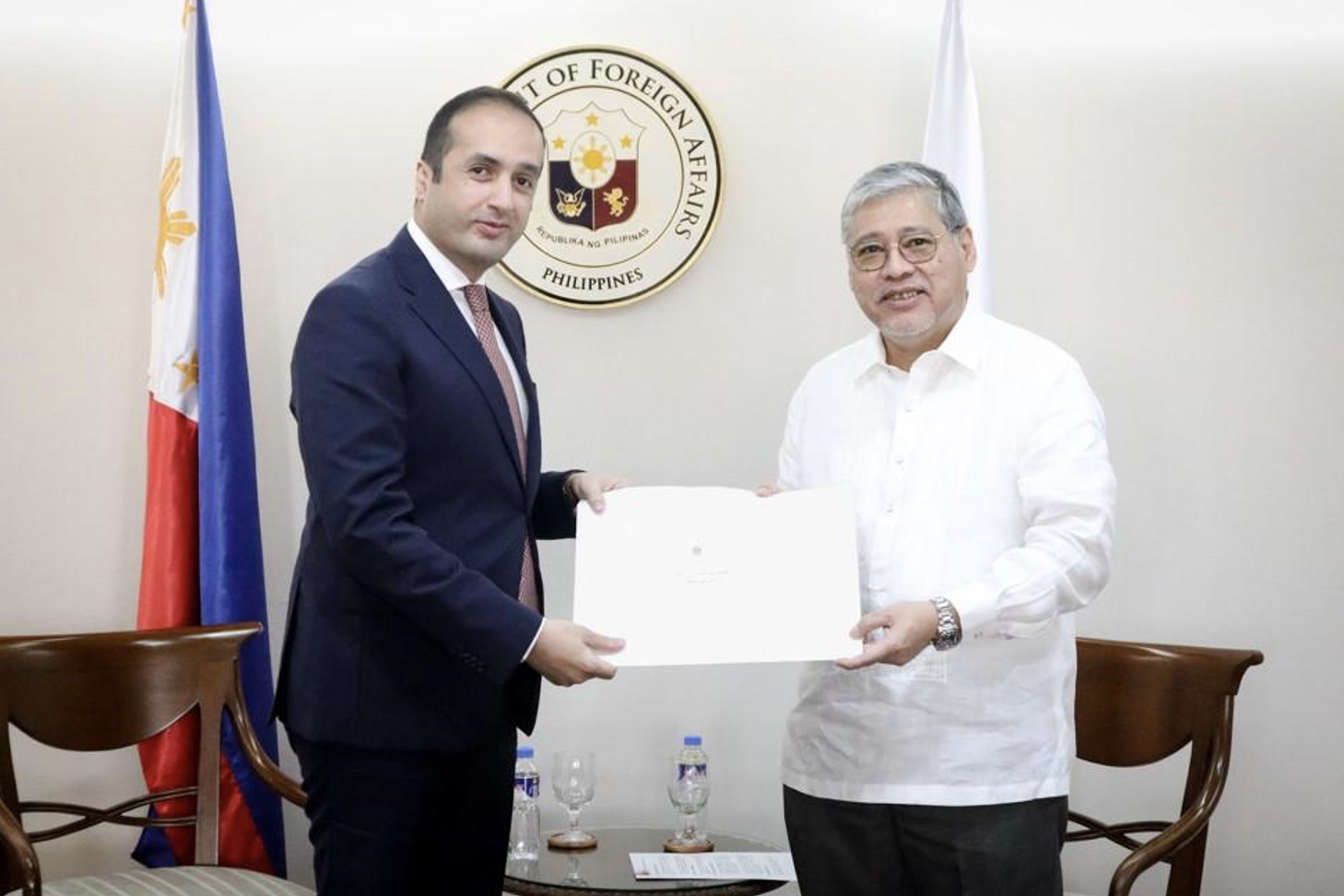 SFA Manalo and UAE Ambassador 1