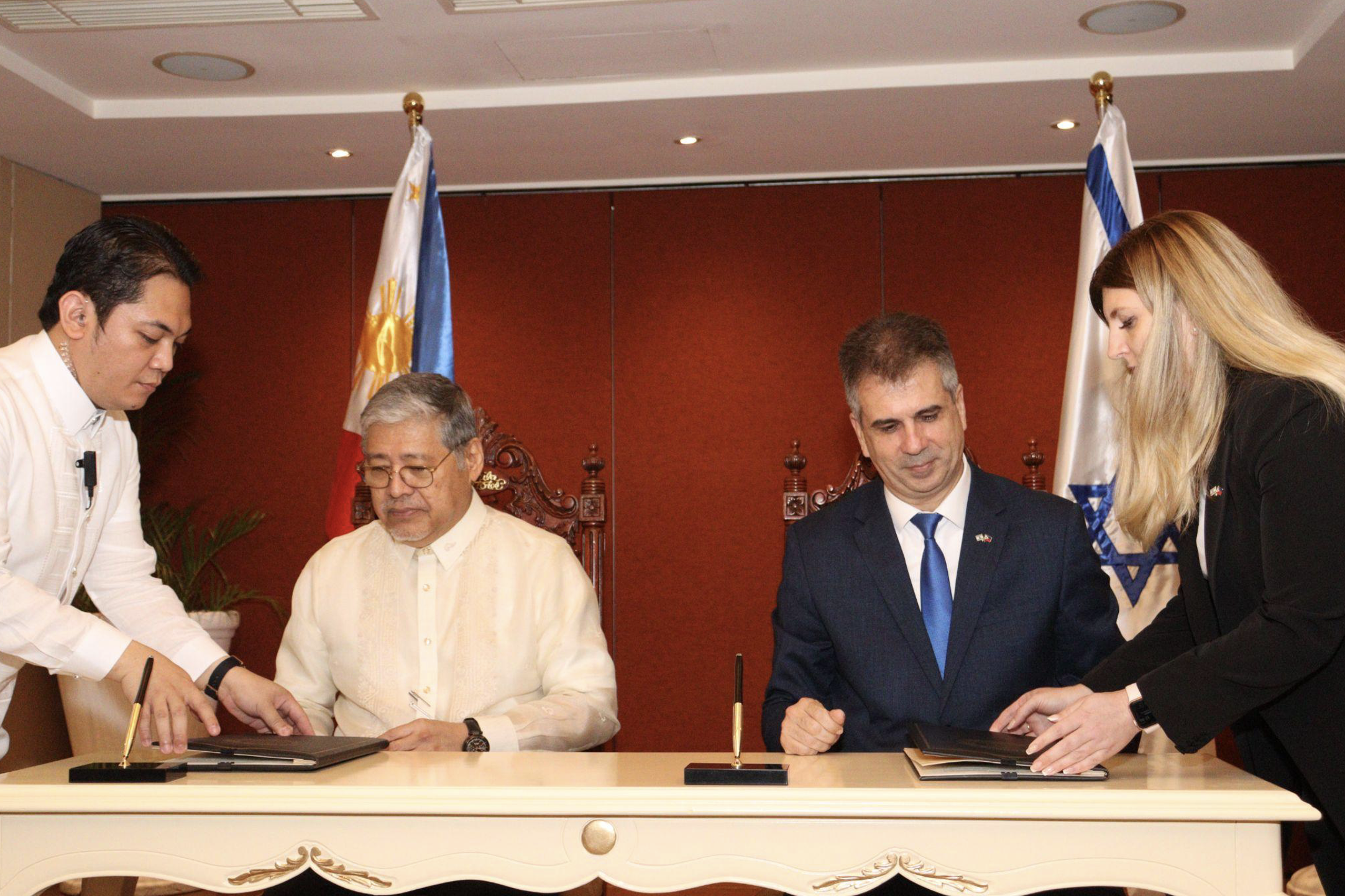Israeli Foreign Minister Eli Cohen 3