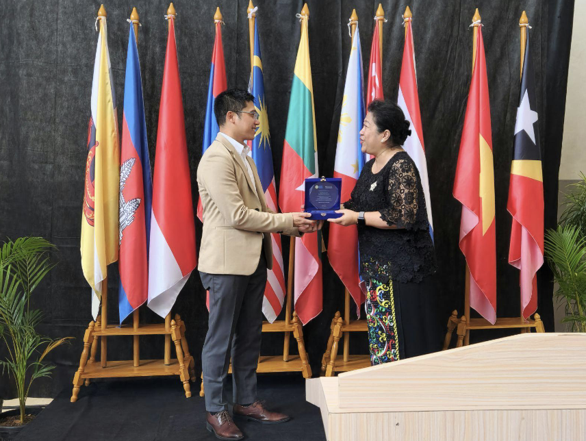 ASEAN Goes to School 5