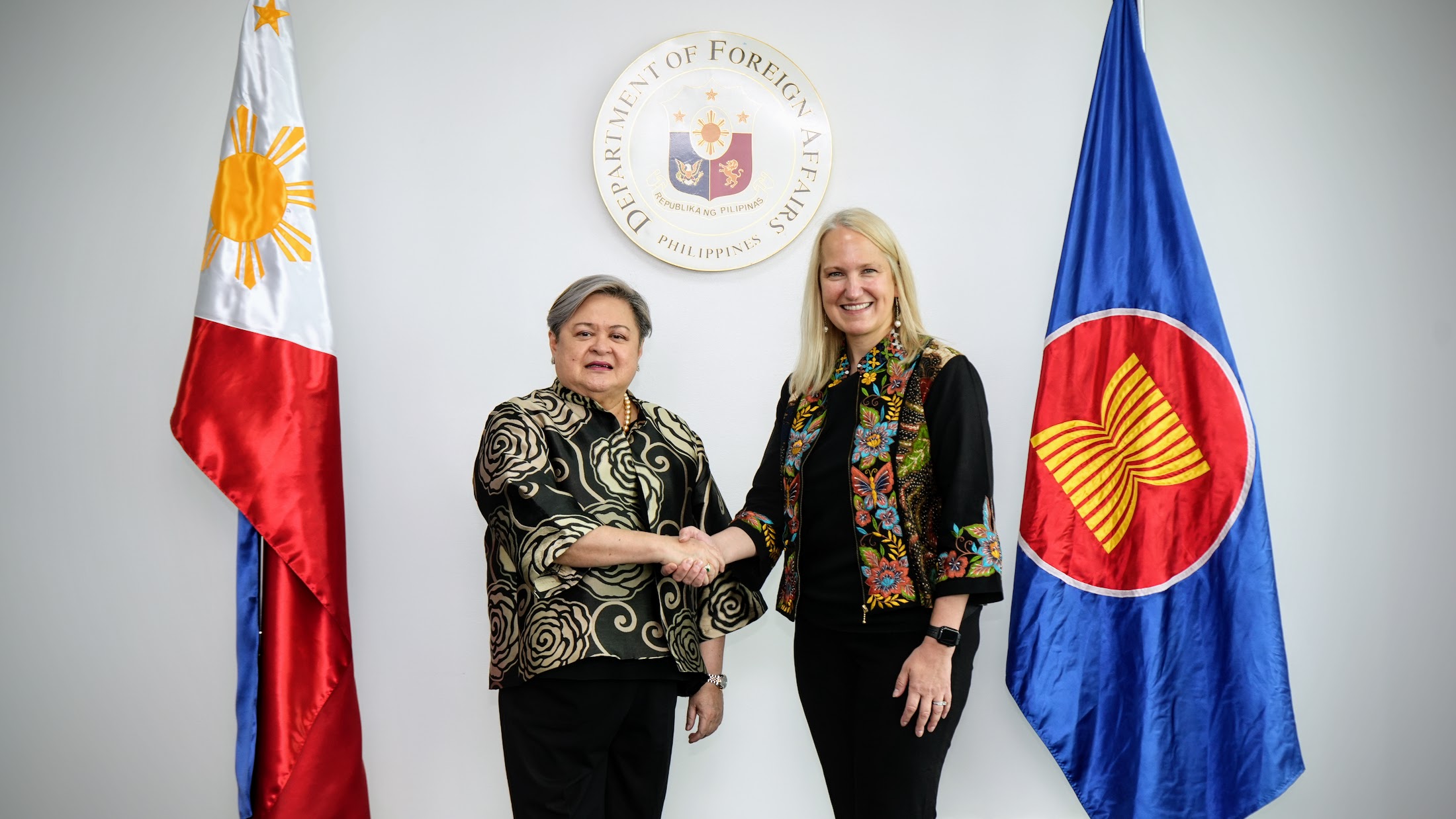usec lazaro