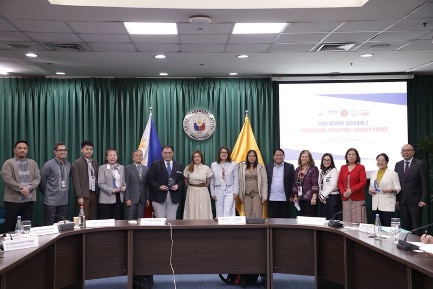 5 New Legislators w DFA Officials