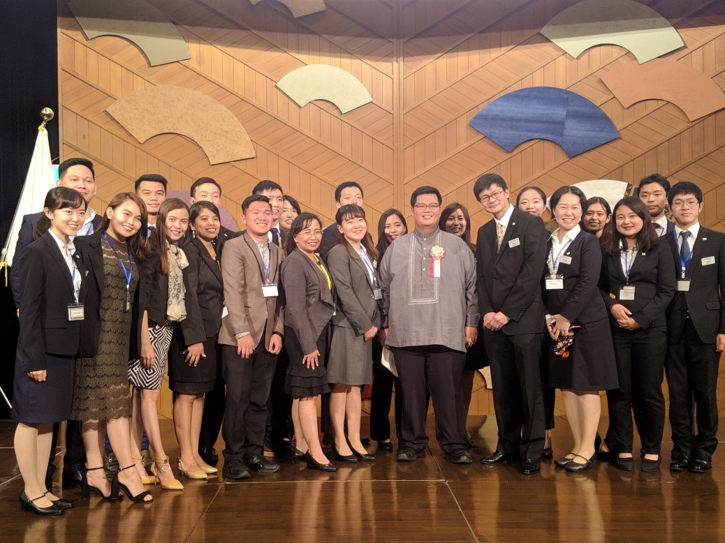 Tokyo.Exchange.1.jpg