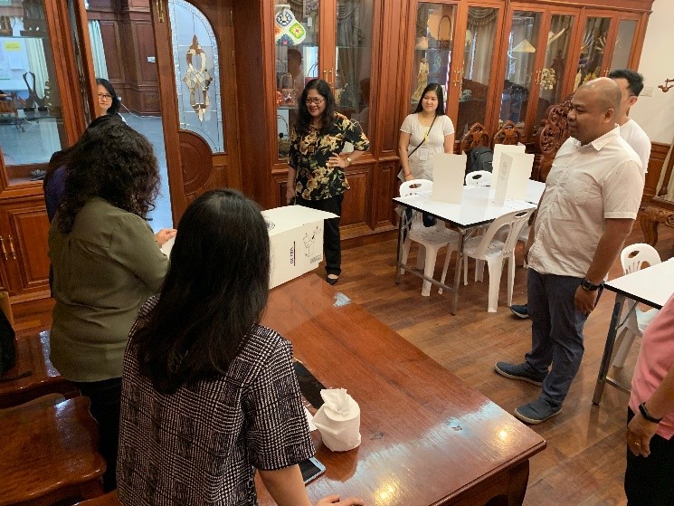 Vientiane.Absentee.Voting.1.Belinda.Ante.jpg